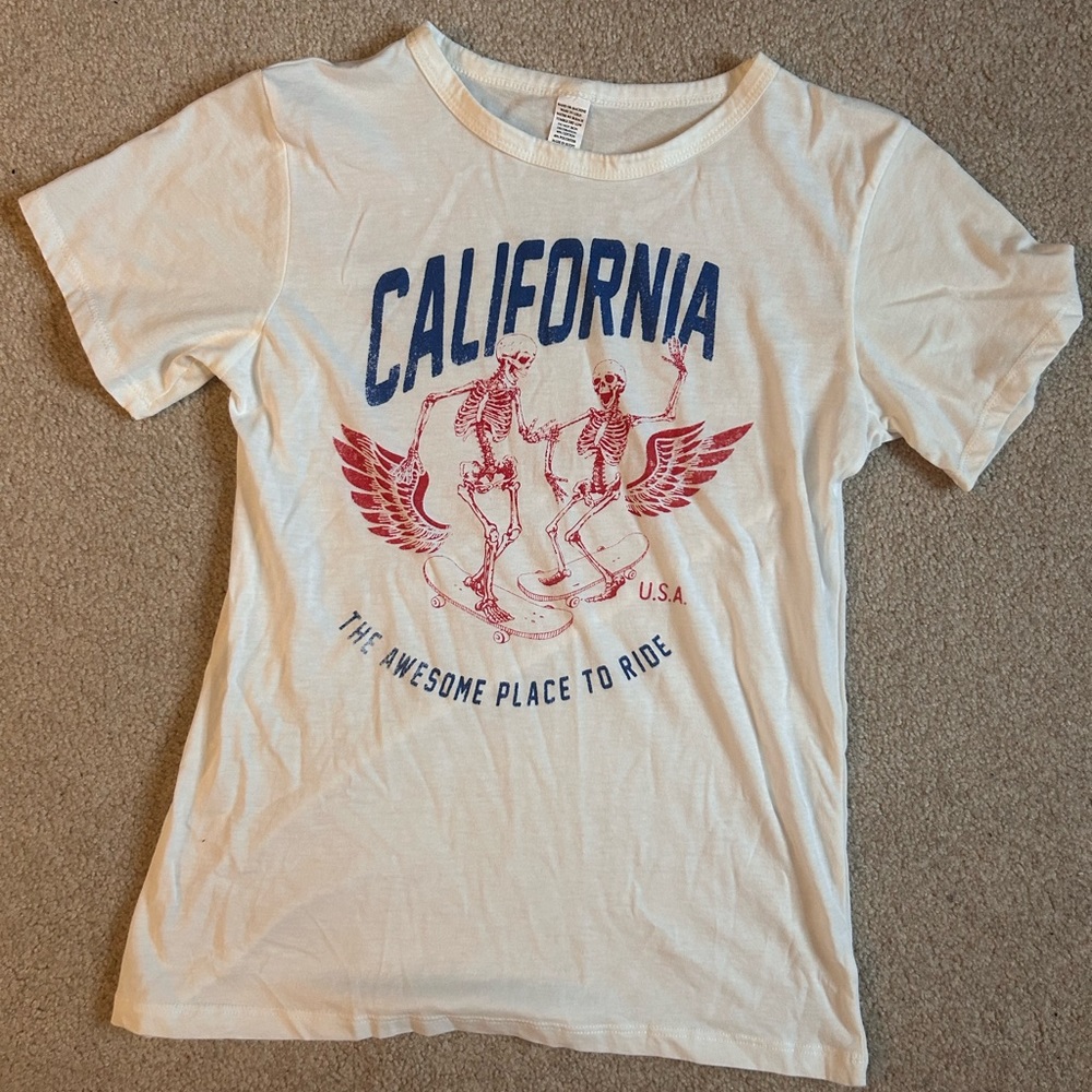 White small graphic tee